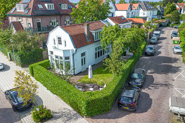 Iepenlaan 22 in Bussum