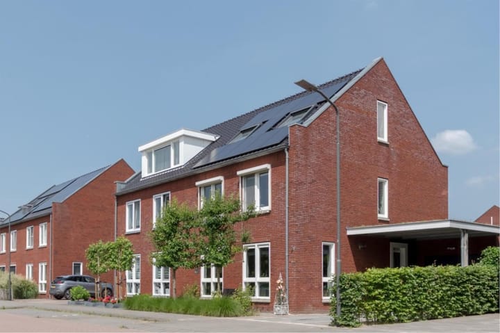 Iepenlaan 25 in Sleeuwijk Foto