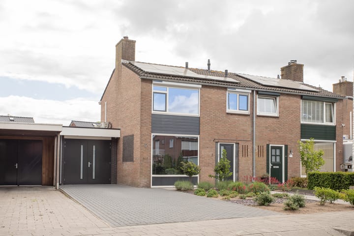 Iepenlaan 5 in Wierden foto