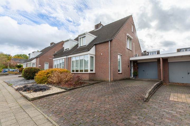 Photo of property Iepenstraat 57, Brunssum
