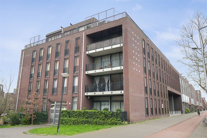 IJburglaan 902 in Amsterdam foto