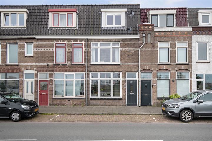 IJmuiderstraatweg 143 in IJmuiden