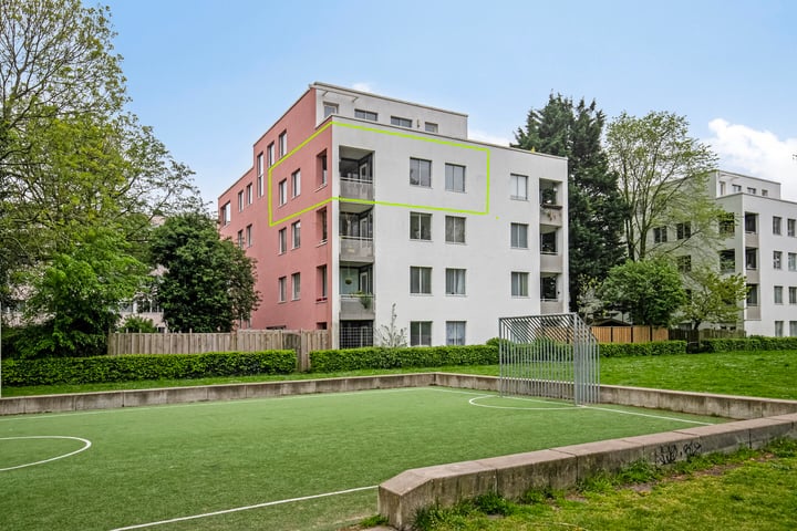 IJplein 294 in Amsterdam