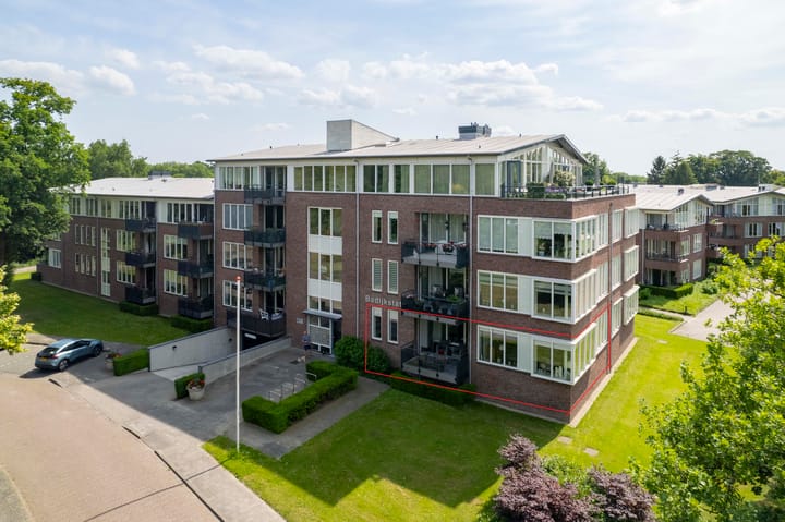 IJsbaanweg 29 in Twello