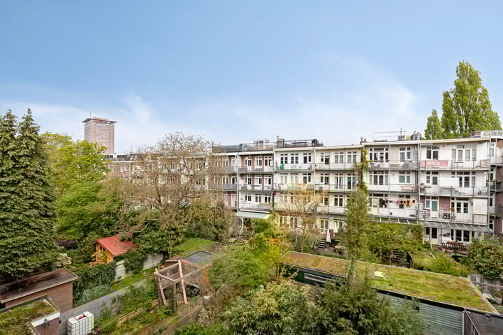 Photo of property IJselstraat 38-3, Amsterdam