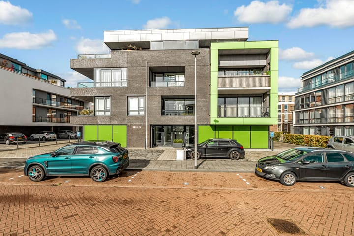 Photo of property IJslandstraat 66, Almere