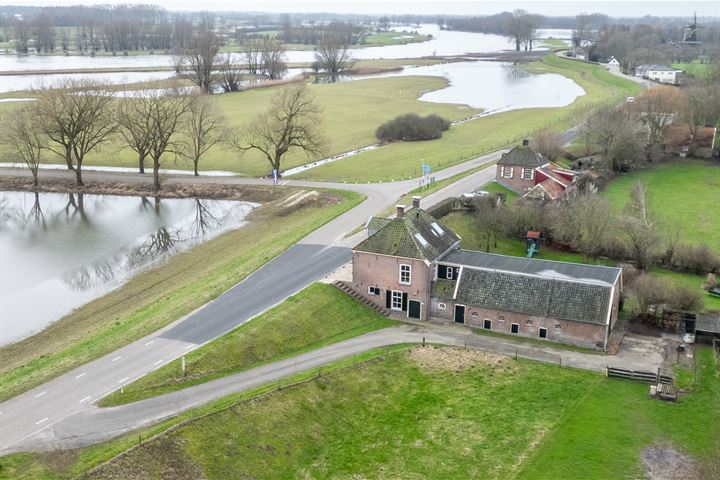 IJsseldijk 83 in Welsum