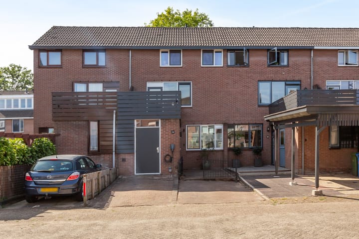 Photo of property IJsseloord 34, Woerden