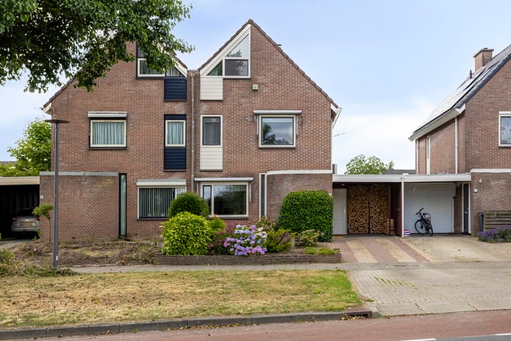 IJsselsingel 54 in Rheden