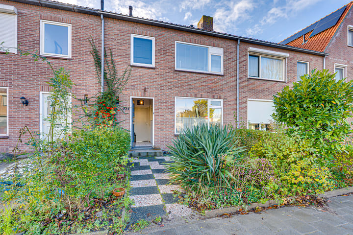 IJsselstraat 104 in Middelburg foto