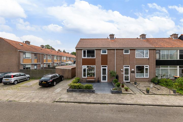 IJsselstraat 13 in Hattem