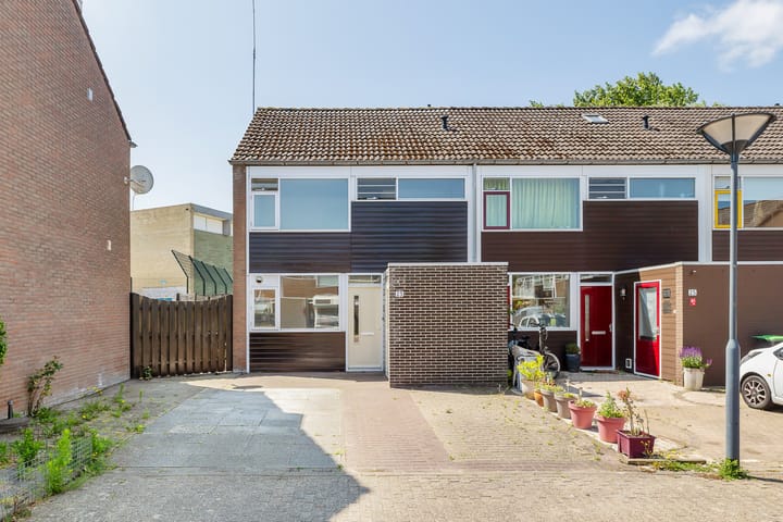 Ijsselstraat 23 in Oost-Souburg