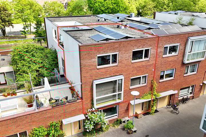 IJsvogelhof 3 in Utrecht foto