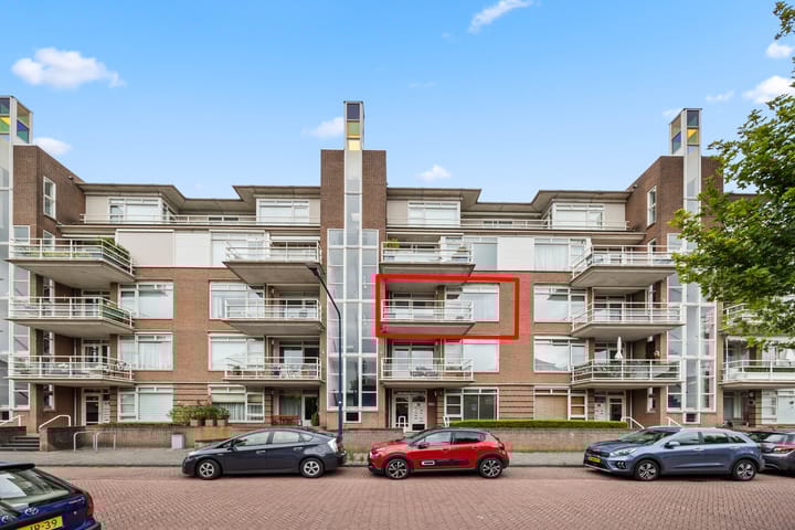 Photo of property IJsvogellaan 141, Leidschendam