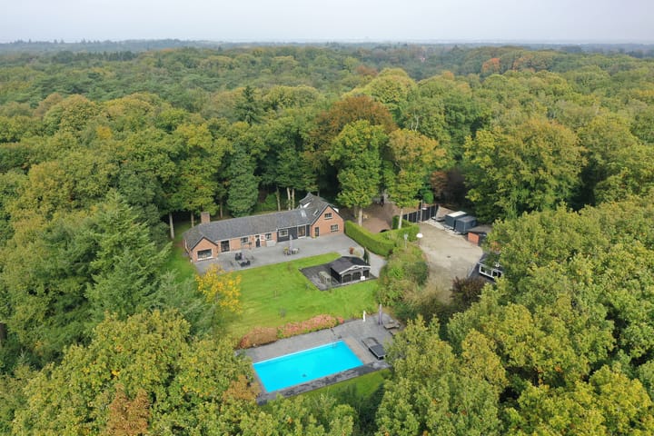 Foto von Haus IJzeren Veldweg 1, Huizen