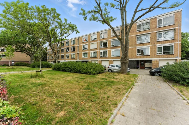 Photo of property Immanuel Kantstraat 236, Rotterdam