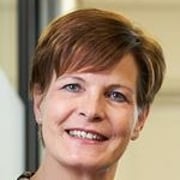 Foto van Ina Jansen, NVM Assistent-makelaar bij Oosterhave Makelaars en Financiële Dienstverlening