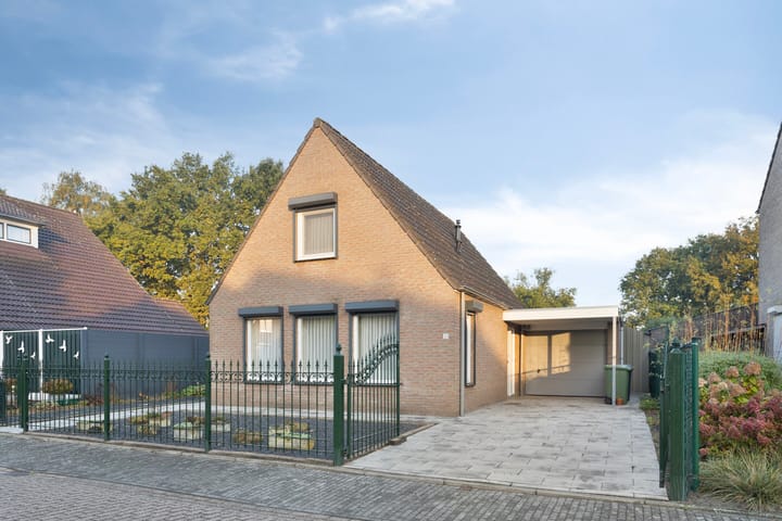 Inghelosenberghe 30 in Sint Jansteen