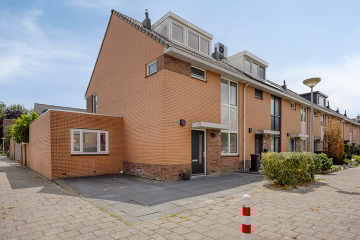 Irene Vorrinkstraat 52 in Hoofddorp