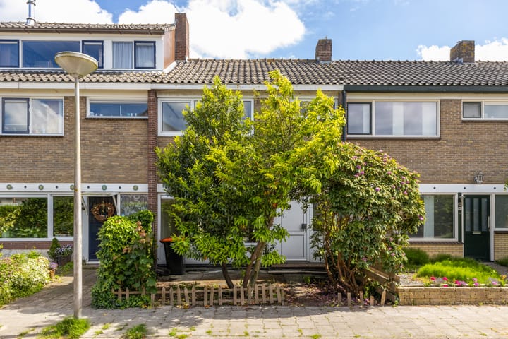 Photo of property Irenelaan 18, Nieuwkoop
