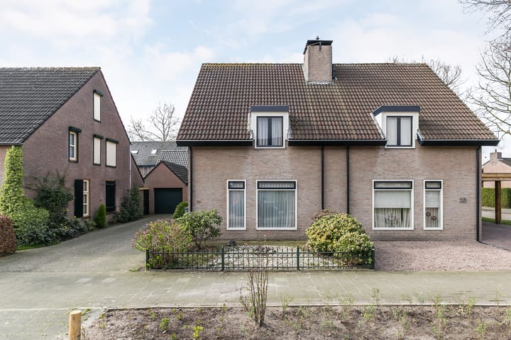 Photo of property Irenestraat 21, Heeswijk-Dinther