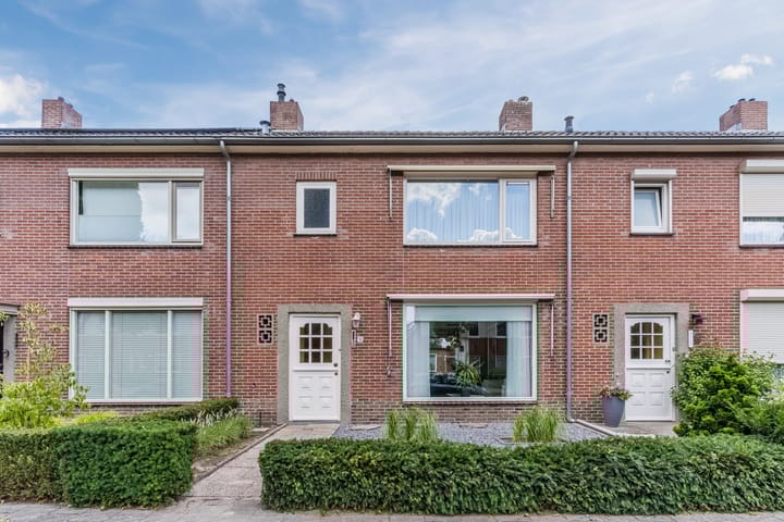 Irislaan 10, Valkenswaard Photo of property Irislaan 10, Valkenswaard