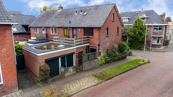 Irisstraat 22 in Enschede Foto