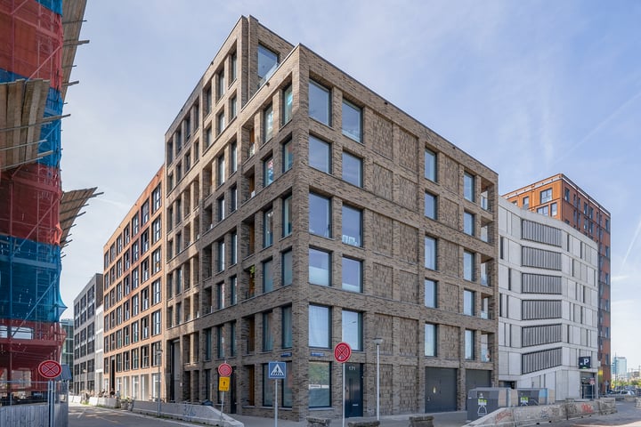 Isaac Titsinghkade 229 in Amsterdam foto