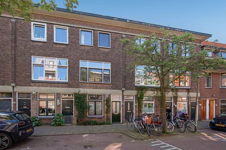 Isaäk Hoornbeekstraat 55 in Delft foto