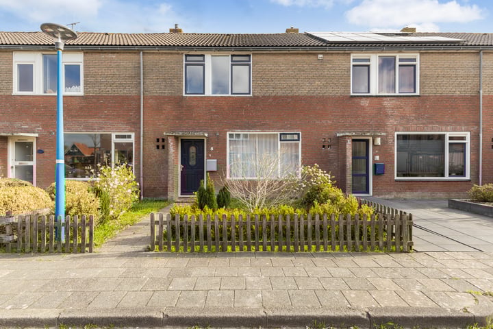 Photo of property It Apelhôf 5, Hallum