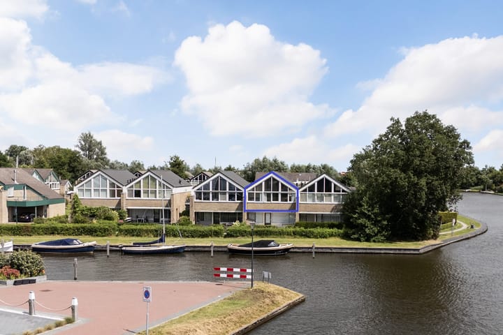 Photo of property It Eilân 16, Heeg