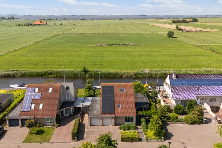 Photo of property It Far 14, Sloten