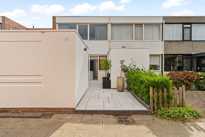 Photo of property Ivoordistel 26, Rotterdam