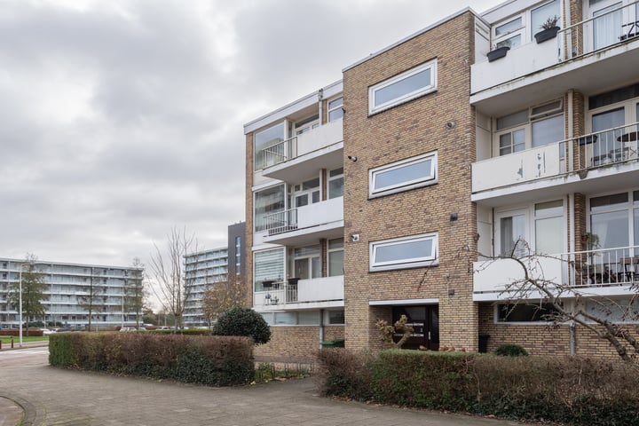 J A Beyerinkstraat 127 in Nieuwerkerk aan den IJssel