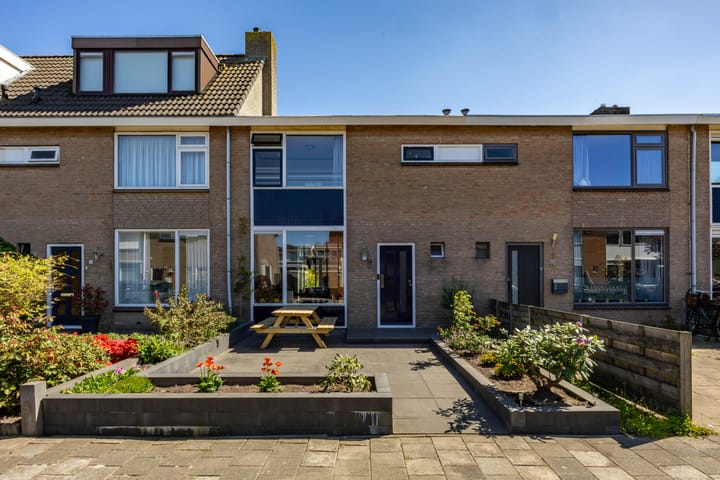 J.A. de Bree-Meijerstr 14 in Groningen
