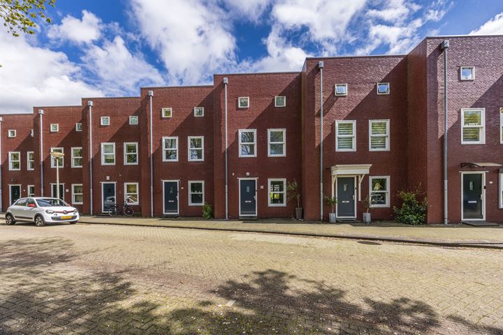 J.A. Heijwegenlaan 23 in Spijkenisse