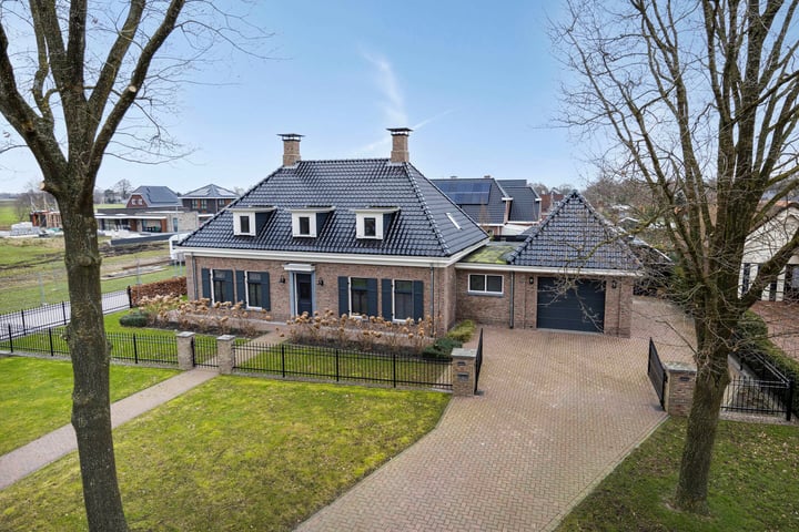 Photo of property J. Abelnstraat 6, Emmer-Compascuum