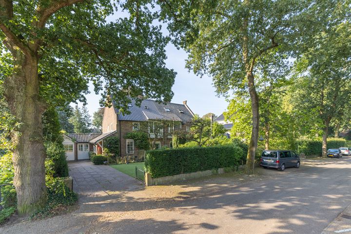 J.F. Evertslaan 20 in Bussum