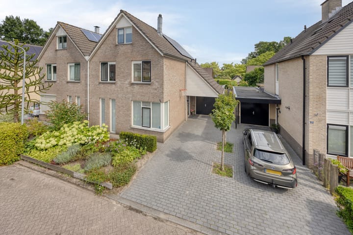 J.G. van Arkstraat 11 in Heerde foto