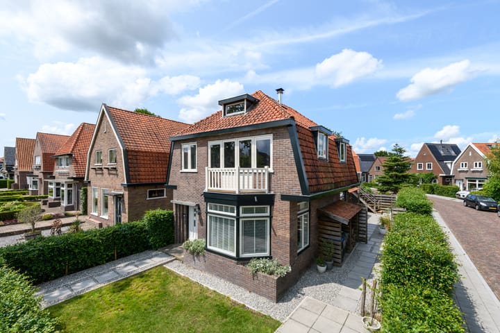 J H Kruisstraat 13 in Heerenveen