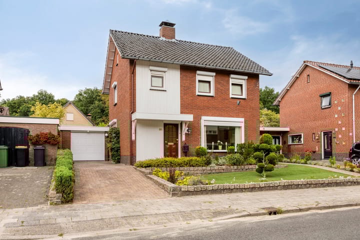 J.H. Molkenboerstraat 69 in Oldenzaal