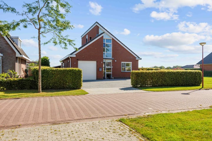 Photo of property J.H. Neuteboomlaan 5, Winsum
