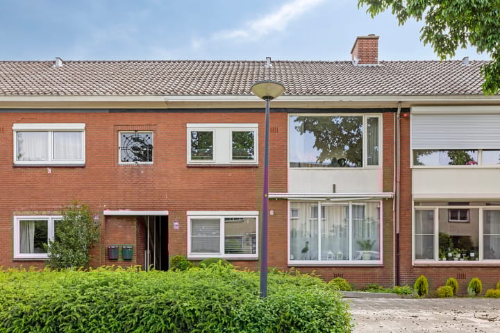 J.H.W. Robersstraat 48 in Enschede