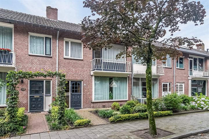 J.J. de Vlamstraat 26 in Best