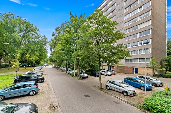 J.J. Slauerhofflaan 155 in Delft