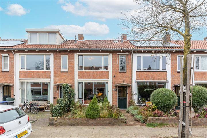 J.P. Coenstraat 98 in Hilversum