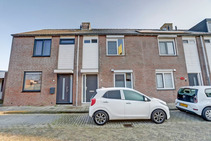 J.P. Sweelinckstraat 40 in Spijkenisse