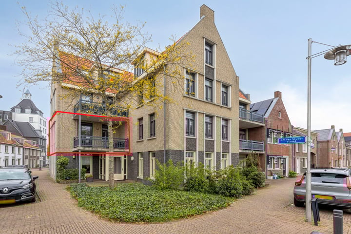 Photo of property J. Reyneke van Stuwestraat 25, Maarssen
