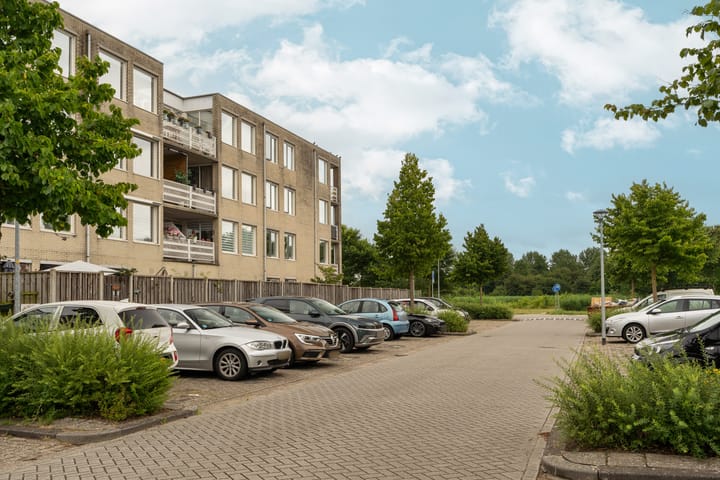 J.T.P. Bijhouwerhof 3 in Almere