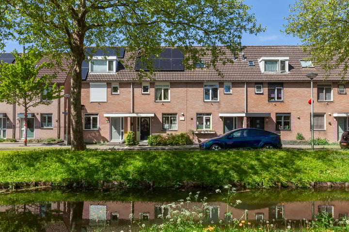 Photo of property Jaap de Jongstraat 48, Nieuw-Lekkerland